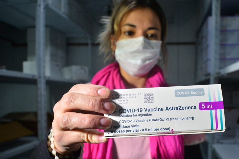 La Provincia recibirá este miércoles 10.100 dosis de la vacuna AstraZeneca