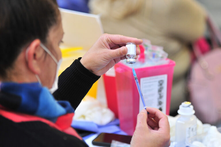 Este jueves llegan a la provincia más de 15.000 dosis de vacunas contra el Coronavirus