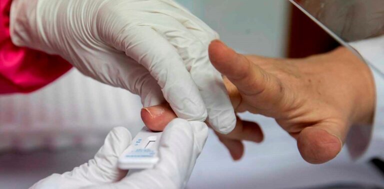 El nuevo test de coronavirus que desarrolló la UNSAM para detectar casos más rápido