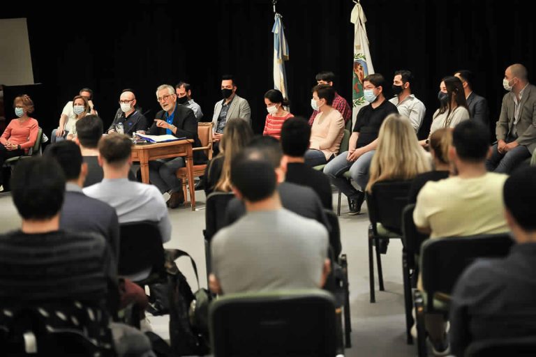 El gobernador anunció cómo se implementarán las medidas que impactarán en la economía de todos los sectores sociales de San Luis