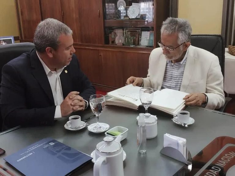 Los microcréditos llegarán al personal universitario