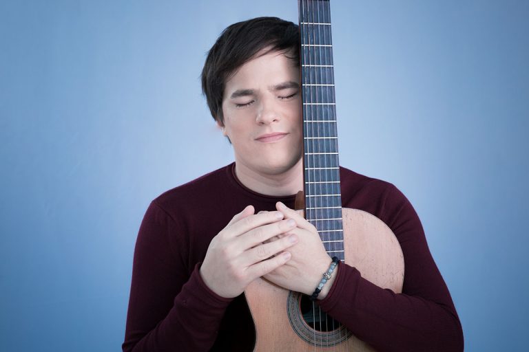 Los Tekis y Nahuel Pennisi, estrellas en la Fiesta Nacional de la Calle Angosta