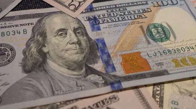 A cuánto está el dólar blue hoy martes 5 de abril