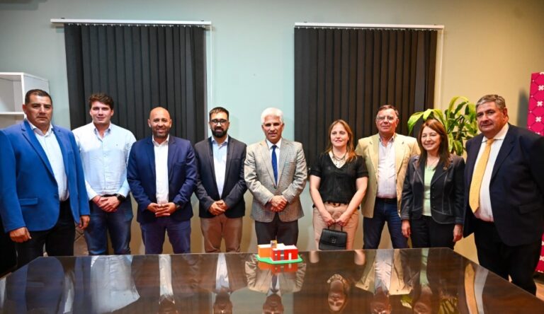 La Provincia inició la construcción de 41 viviendas más en 6 localidades