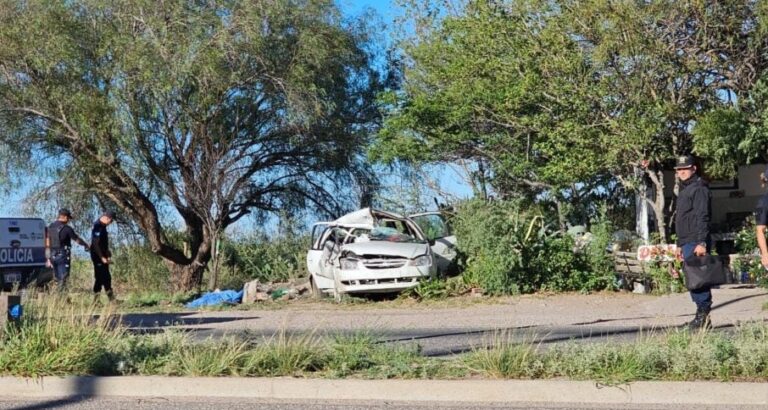 Choque fatal en avenida 25 de Mayo: un motociclista murió luego de ser embestido de frente por un auto