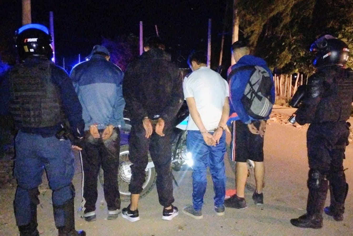 San Luis: demoraron a cuatro sujetos por el robo de un teléfono celular a una joven; el dispositivo móvil fue recuperado