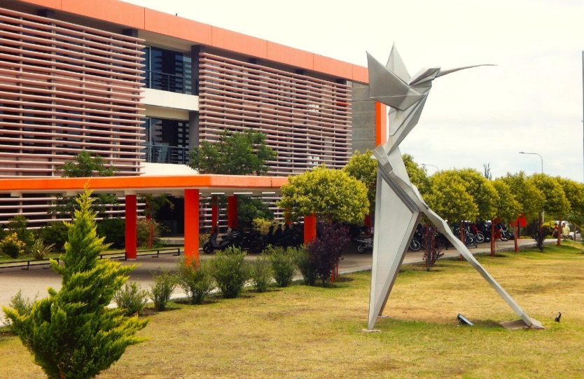 Los agentes de la administración pública cobrarán sus sueldos el 31 de octubre