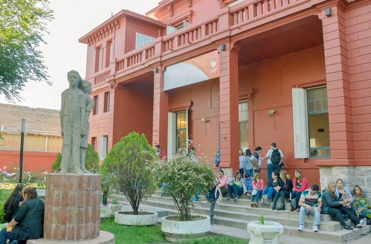 La Universidad de La Punta lanza una Tecnicatura Universitaria en Traducción en Idioma Inglés